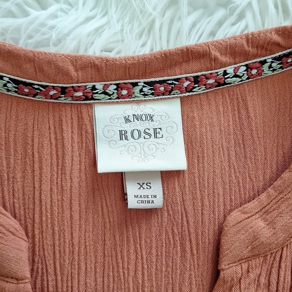 Knox Rose Sleeveless Smocked Button-Front Dress - Picture 11 of 14